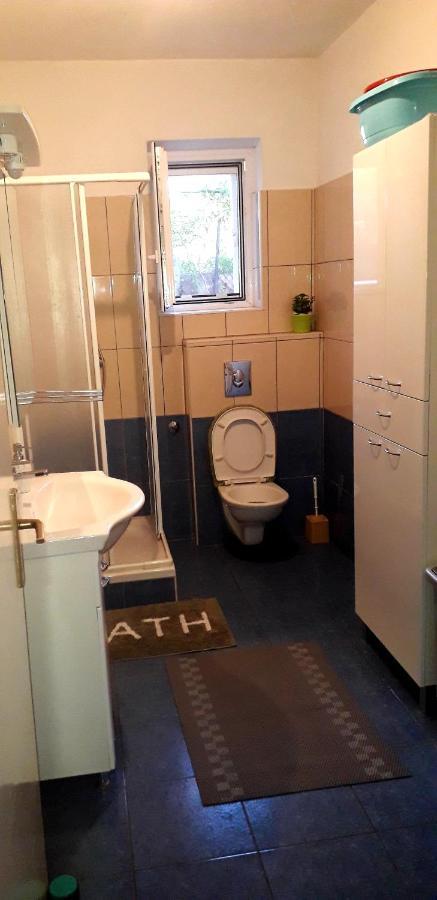 Mateo Apartment ดูกีรัท ภายนอก รูปภาพ